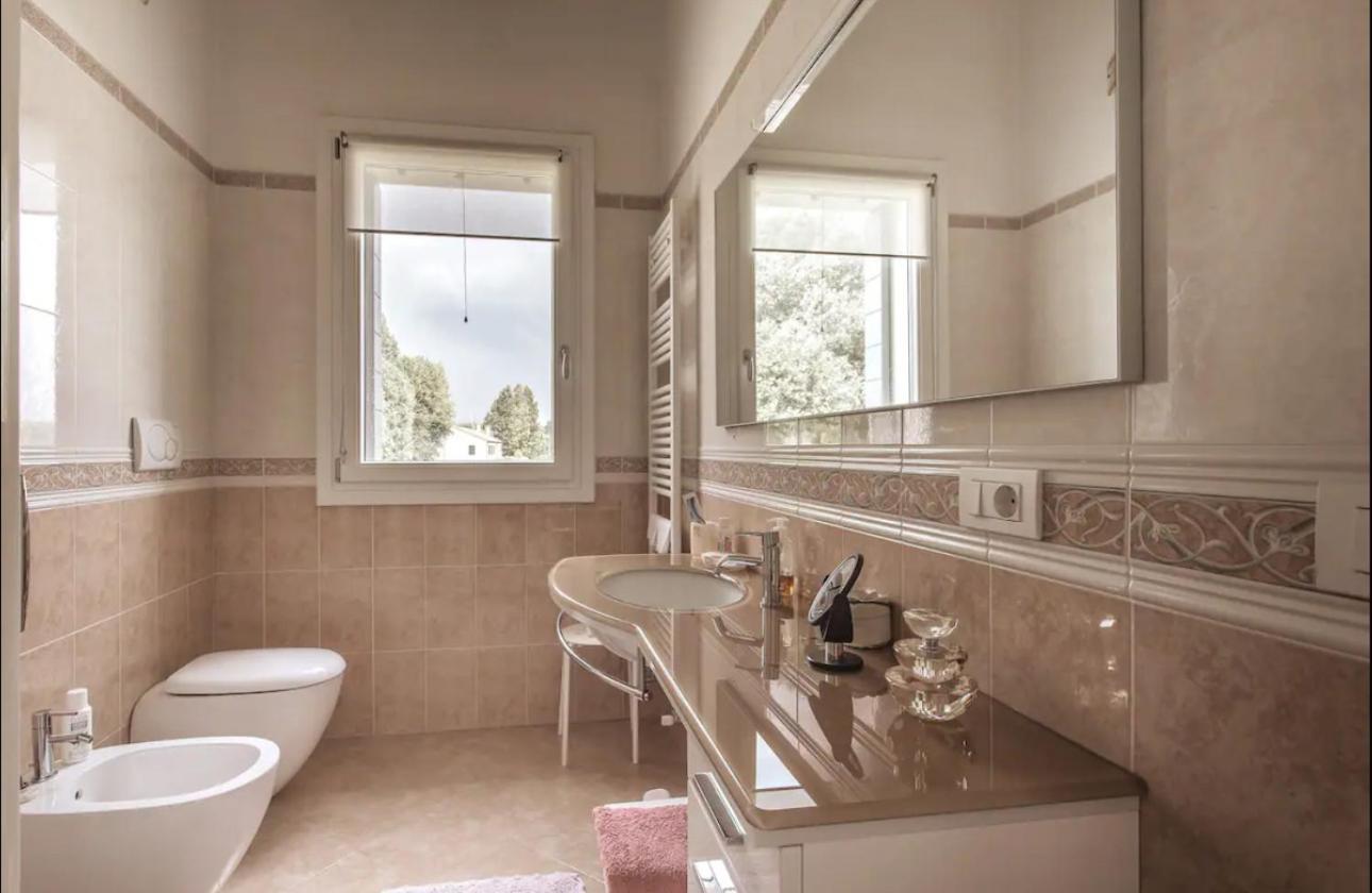 Pool & Garden Villa Lelia Мирано Екстериор снимка